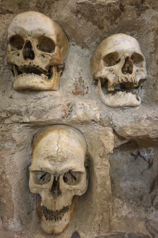 Serbia, Nis Nis, Human skulls in rock
