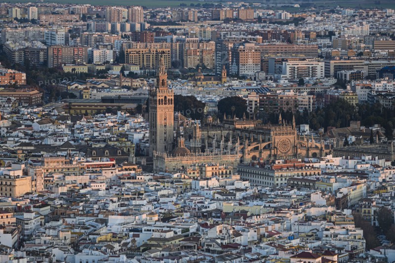 Spain, Andalusia, Seville, High angle view over Giralda Tower and Cathedral of Seville