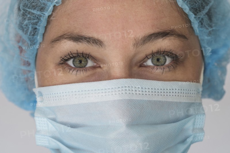 Portrait of nurse in face mask