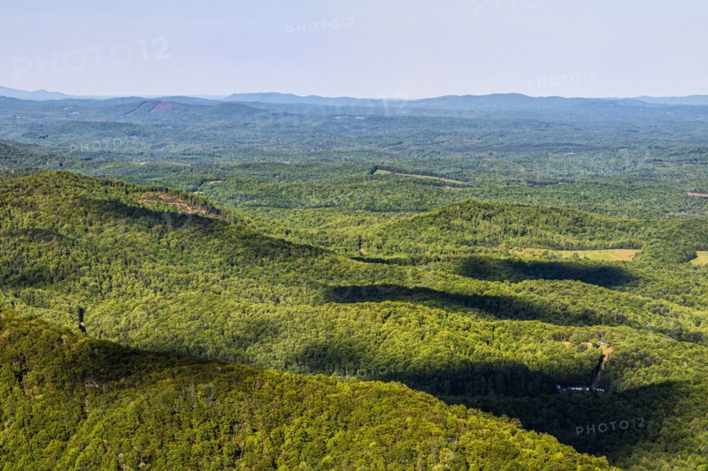 USA, Virginia, Blueridge Parkway, Landscape seen from Ravens Roost Overlook