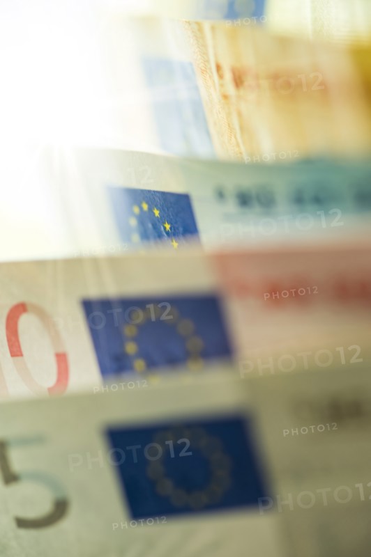 Row of Euro bills