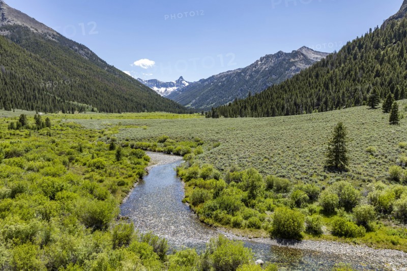 USA, Idaho, Sun Valley, Landscape with river and mountains