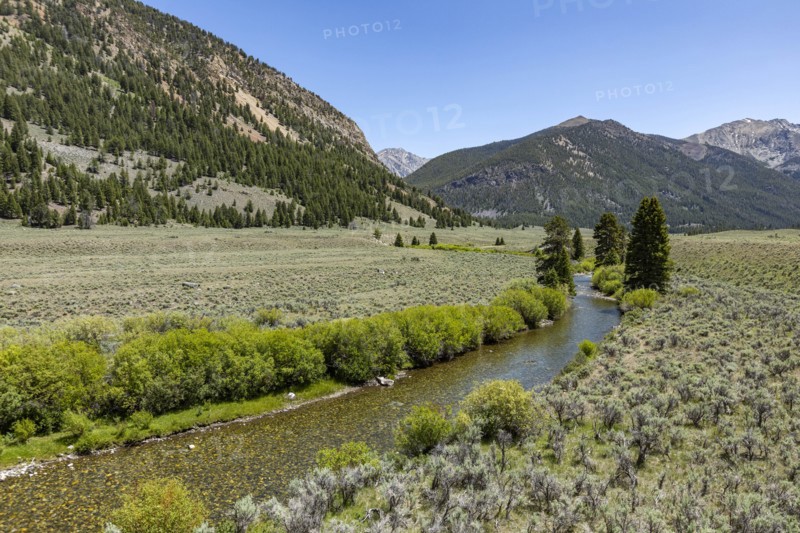 USA, Idaho, Sun Valley, Landscape with river and mountains
