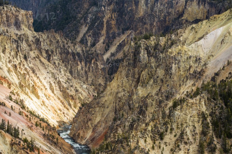 Yellowstone River flowing through Grand Canyon in Yellowstone National Park