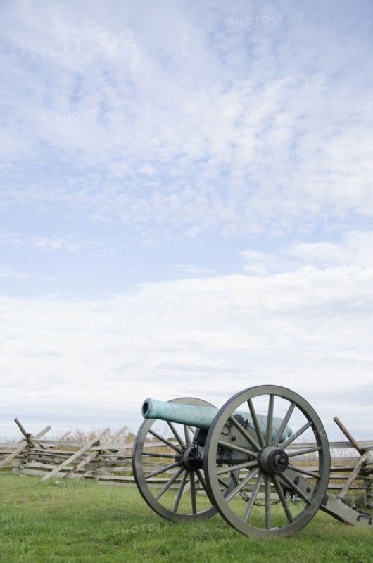 Cannon on Gettysburg Battlefield
