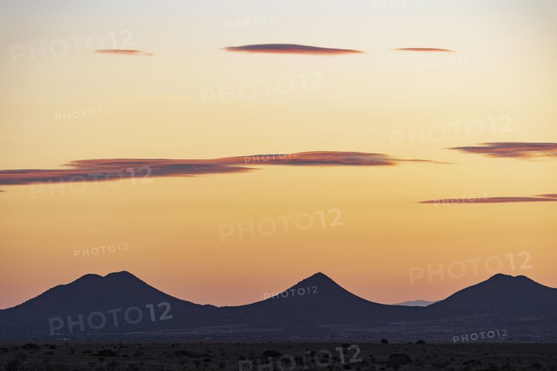 Usa, New Mexico, Santa Fe, El Dorado, Sunset sky over landscape with hills