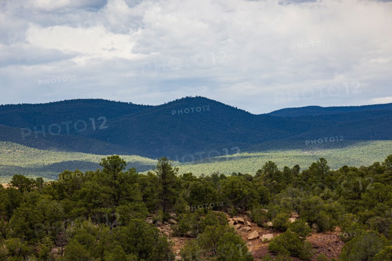 Usa, New Mexico, Pecos, Pecos National Historic Park, Landscape with Sangre de Cristo Mountains and forest