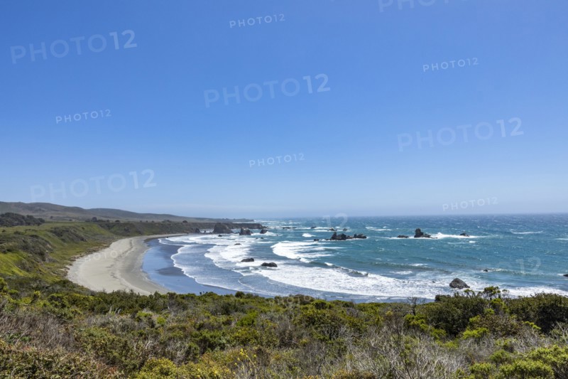 Usa, California, Big Sur, Pacific Ocean coastline with sandy beach