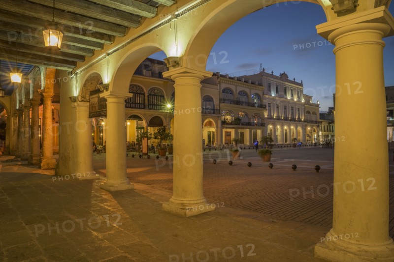 Illuminated arches in Havana city square