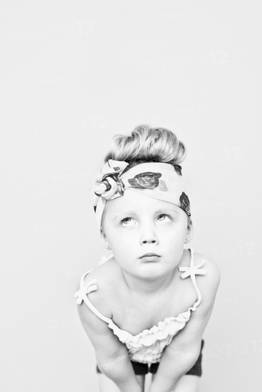 Girl in retro pin-up pose