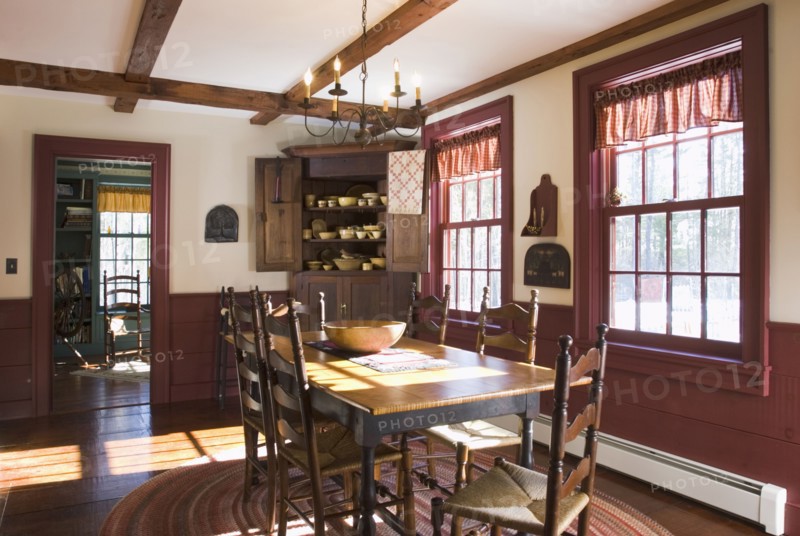 Dining room in colonial style home