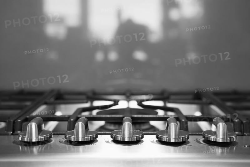 Knobs to control stove top