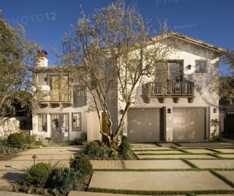 Front exterior contemporary home with garage