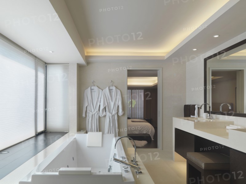 Modern master bath with hot tub