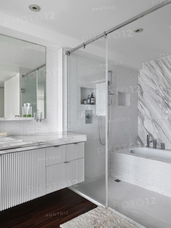 White modern bathroom