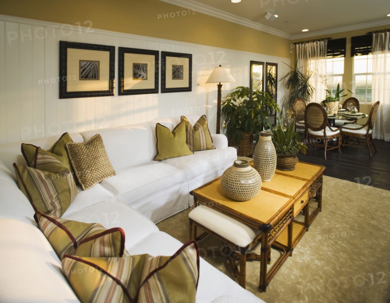 Contemporary living room with sectional sofa and dining area