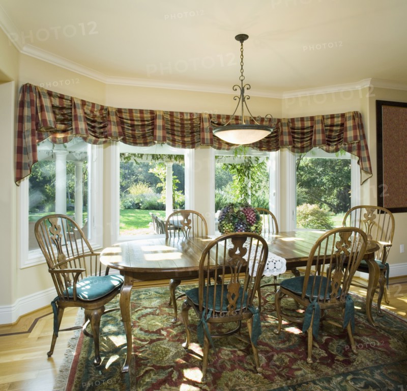 Country Style Dining Room