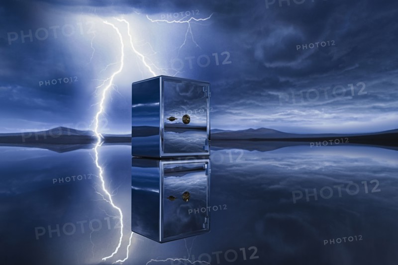 Reflection of lightning near safe