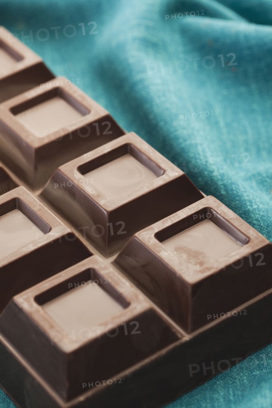 Close up of bar of chocolate