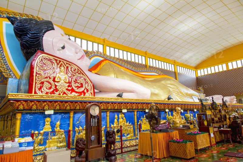 Large Buddha statue in Wat Chayamangkalaram temple
