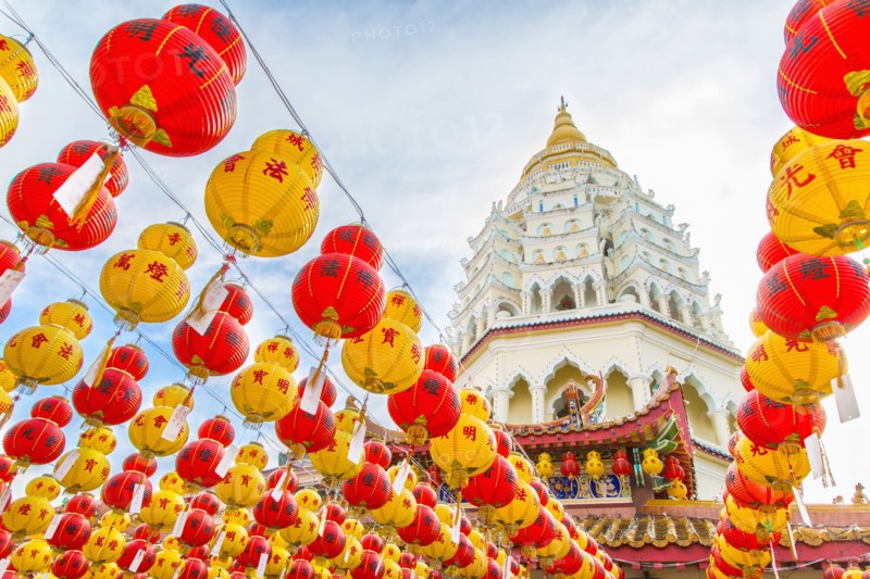 Chinese New Year lanterns at Kek Lok Si temple