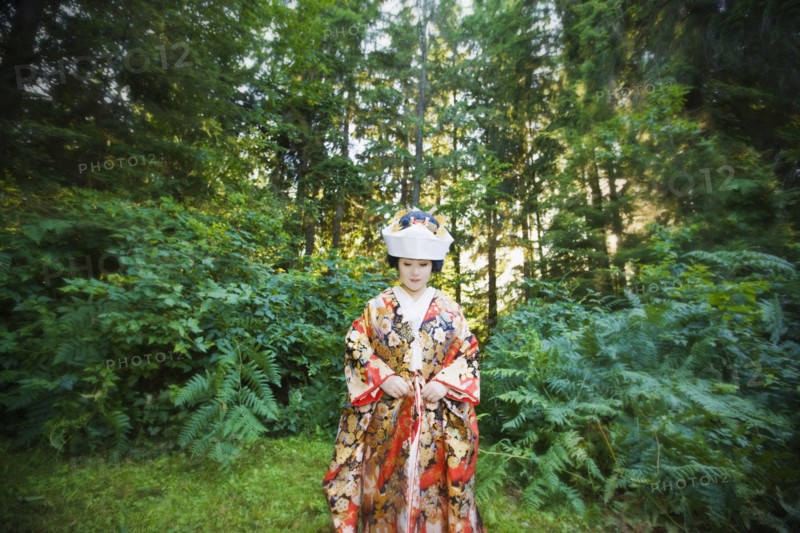 Japanese bride wearing traditional clothing