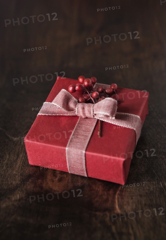 Berries on Christmas gift