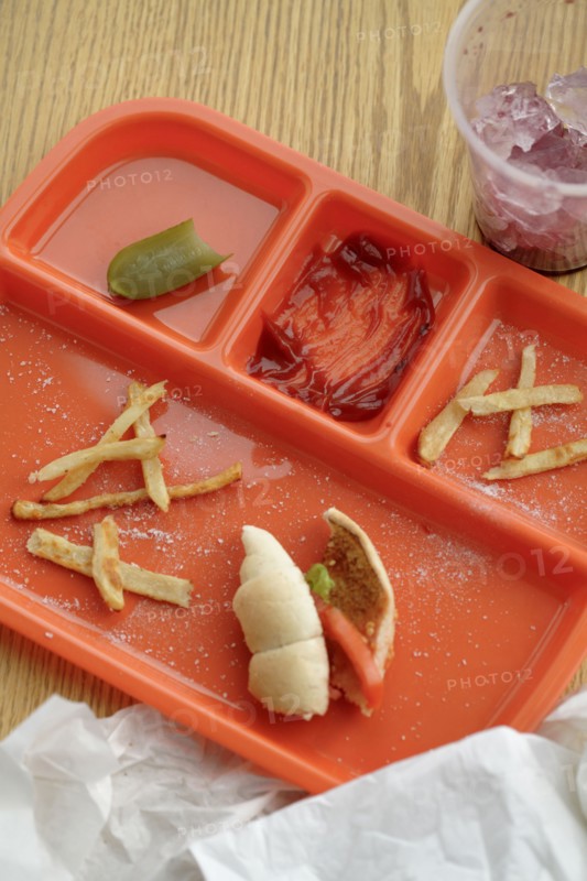 Lunch tray with food remains