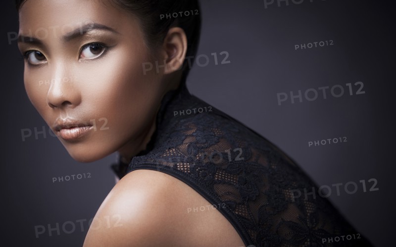 Close up of glamorous woman