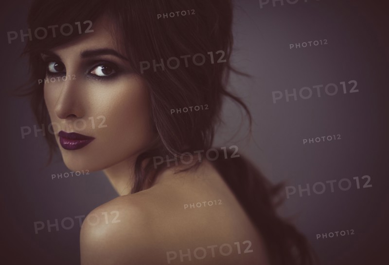Close up of glamorous woman