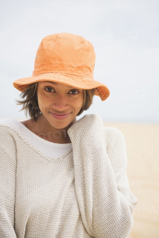 African American woman wearing sun hat