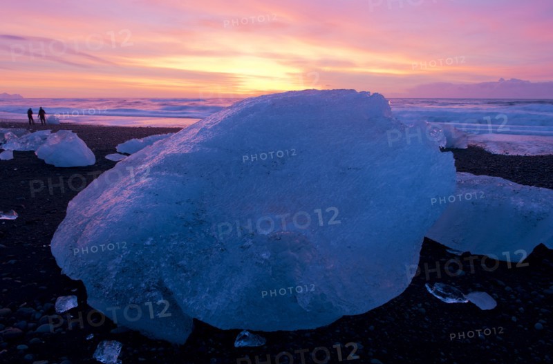 Glaciers melting on arctic beach