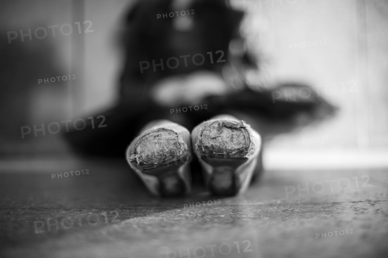 Close up of pointe shoes on ballet dancer