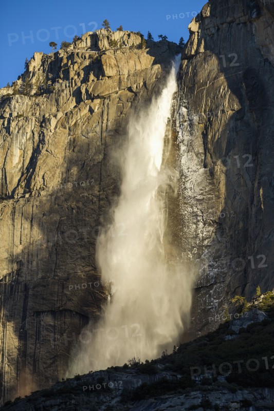 Yosemite Falls waterfall
