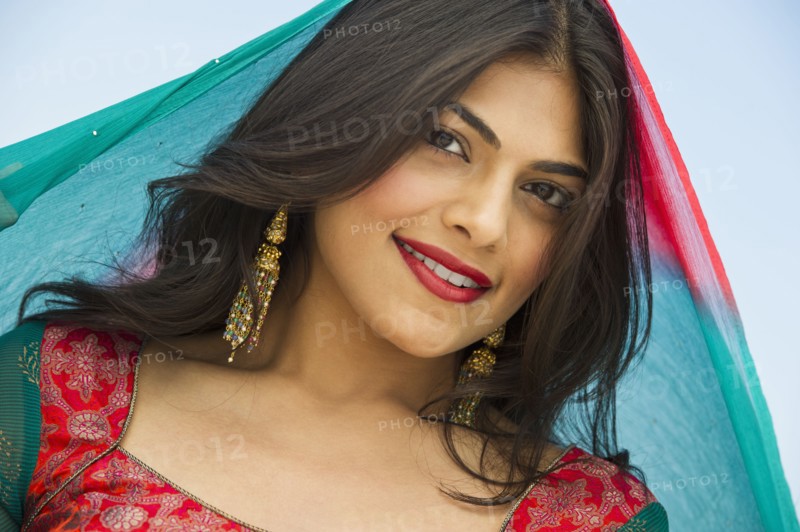 Indian woman in traditional Indian clothing
