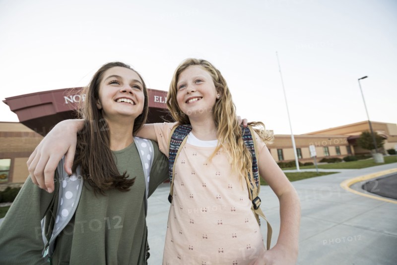 Utah, Lehi, Smiling sisters