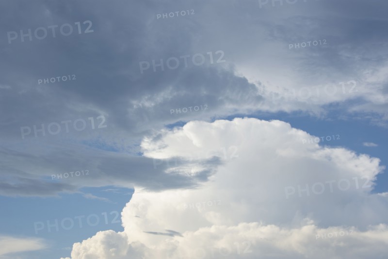 Thunderstorm clouds gathering on sky, Nashville, Tennessee, USA