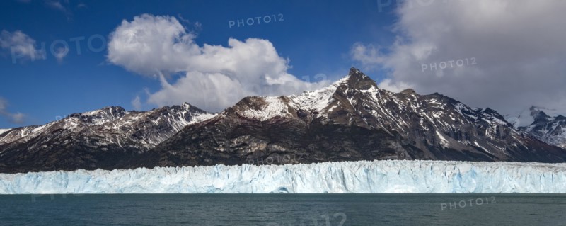 Argentina, Santa Cruz, El Calafate, Clouds over lake and mountains with Perito Moreno Glacier, El Calafate, Santa Cruz, Argentina