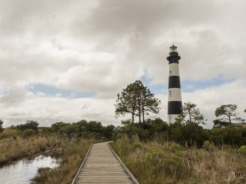 USA, North Carolina, Nags Head, Boardwalk and Bodie Island Lighthouse, Nags Head, North Carolina, USA