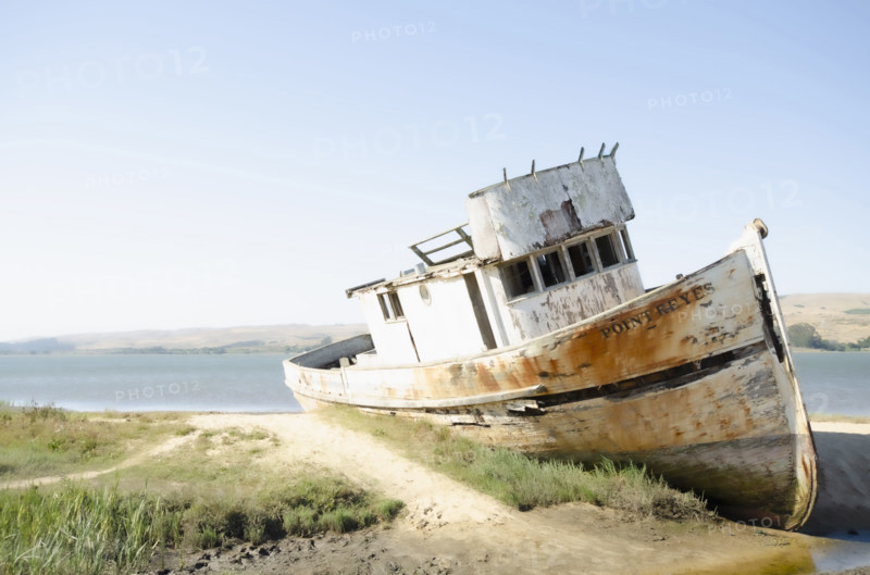 Point Reyes old abandoned beached boat
Inverness,California, USA