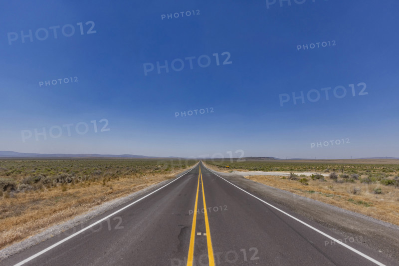 USA, Nevada, Ely, Empty highway in desert landscape