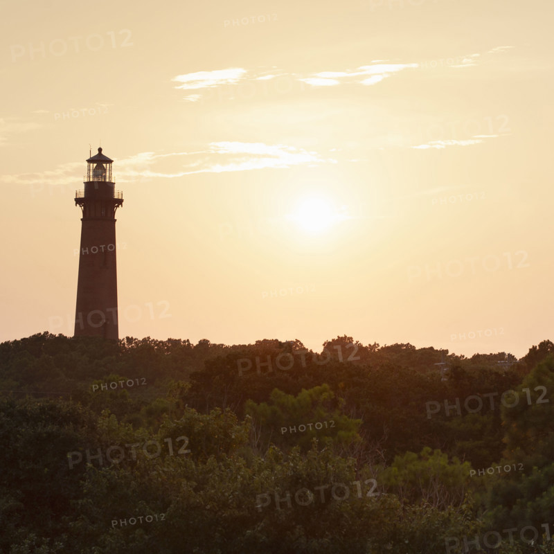 USA, North Carolina, Corolla, Currituck Lighthouse silhouette at sunset
