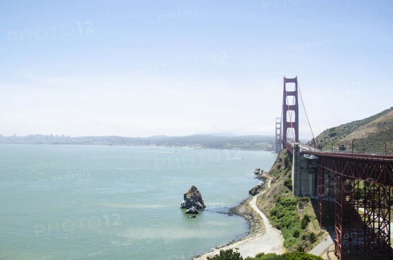San Francisco Bay and Golden Gate Bridge from North Vista Point, Sausalito, California, USA.