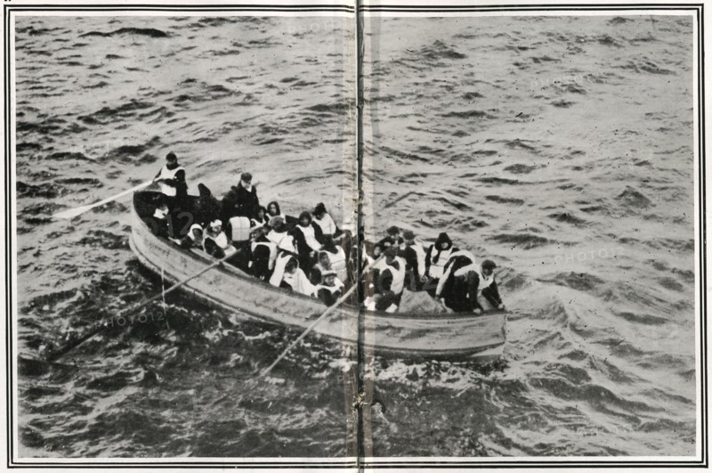 Sauvetage des survivants du RMS Titanic par l’équipage du RMS Carpathia