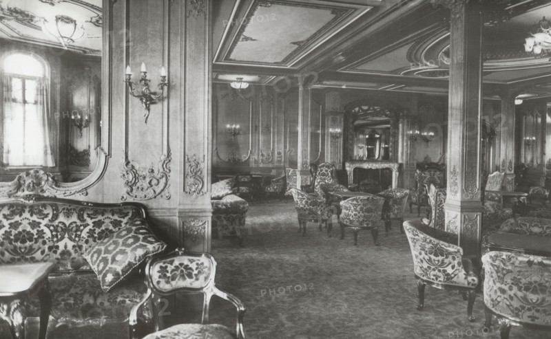 Le salon de première classe du RMS Titanic