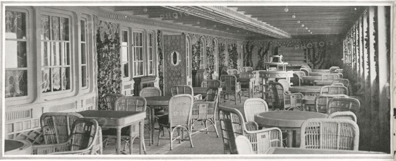 Le Café Parisien, à bord du RMS Titanic