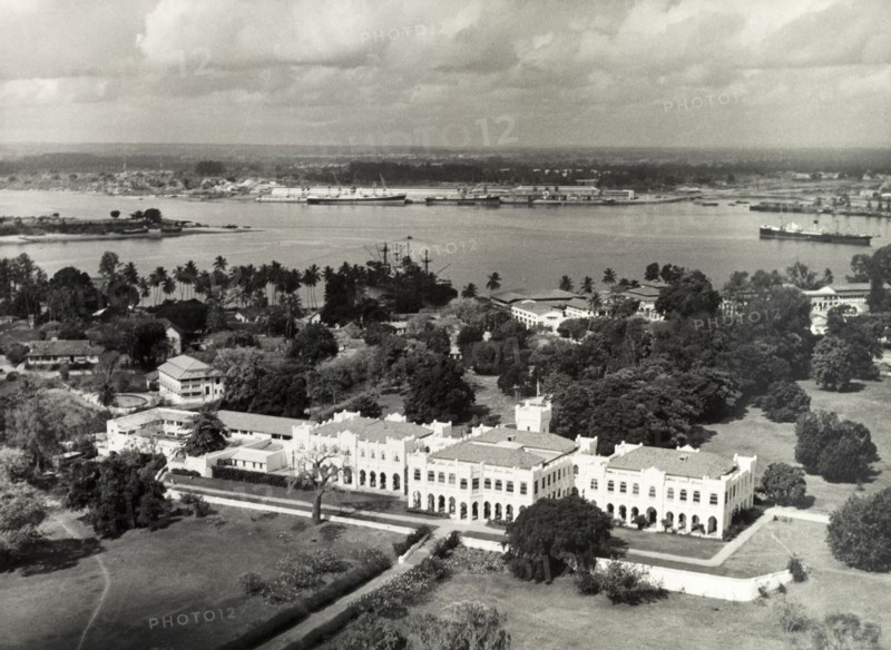 Colonial government building, Tanganyika. Official publicity shot for the Tanganyikan government, showing an aerial view of a grandiose colonial government building. Tanganyika Territory (Tanzania), circa 1960. Tanzania, Eastern Africa, Africa.