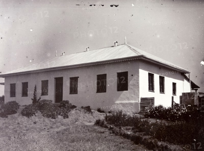 District Commisioner's House, Kenya. Exterior shot of the District Commisioner's House. British East Africa (Kenya), 1906. Kenya, Eastern Africa, Africa.