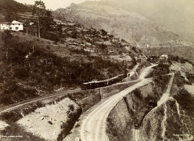 The 'Gayabari Reverse'. View of the 'Gayabari Reverse' on the Darjeeling Hill Railway. West Bengal, India, circa 1900., West Bengal, India, Southern Asia, Asia.