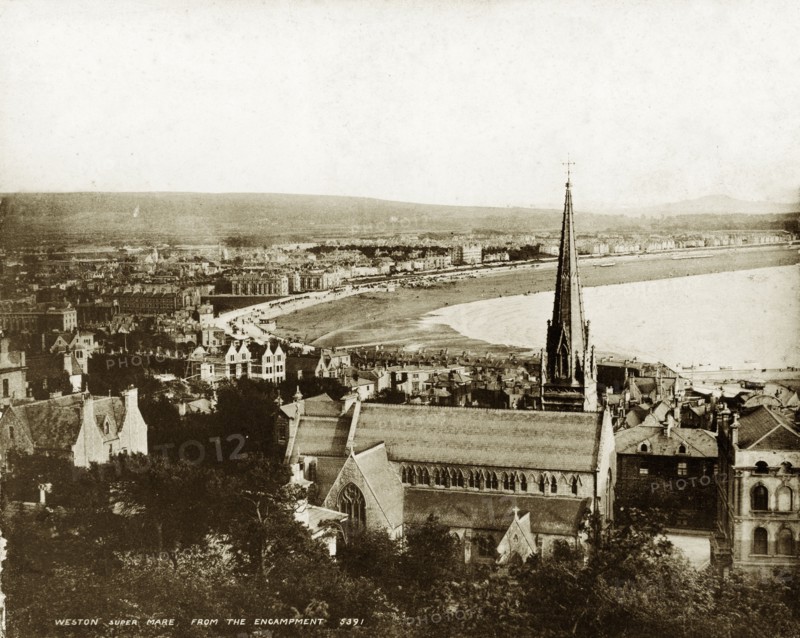 Weston-super-Mare. View over Weston-super-Mare looking towards the bay. Weston-super-Mare, England, circa 1900. Weston-super-Mare, Somerset, England (United Kingdom), Western Europe, Europe .
